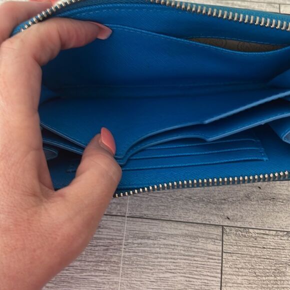 Michael Kors Blue and White Polka Dot Wallet - Picture 10 of 11